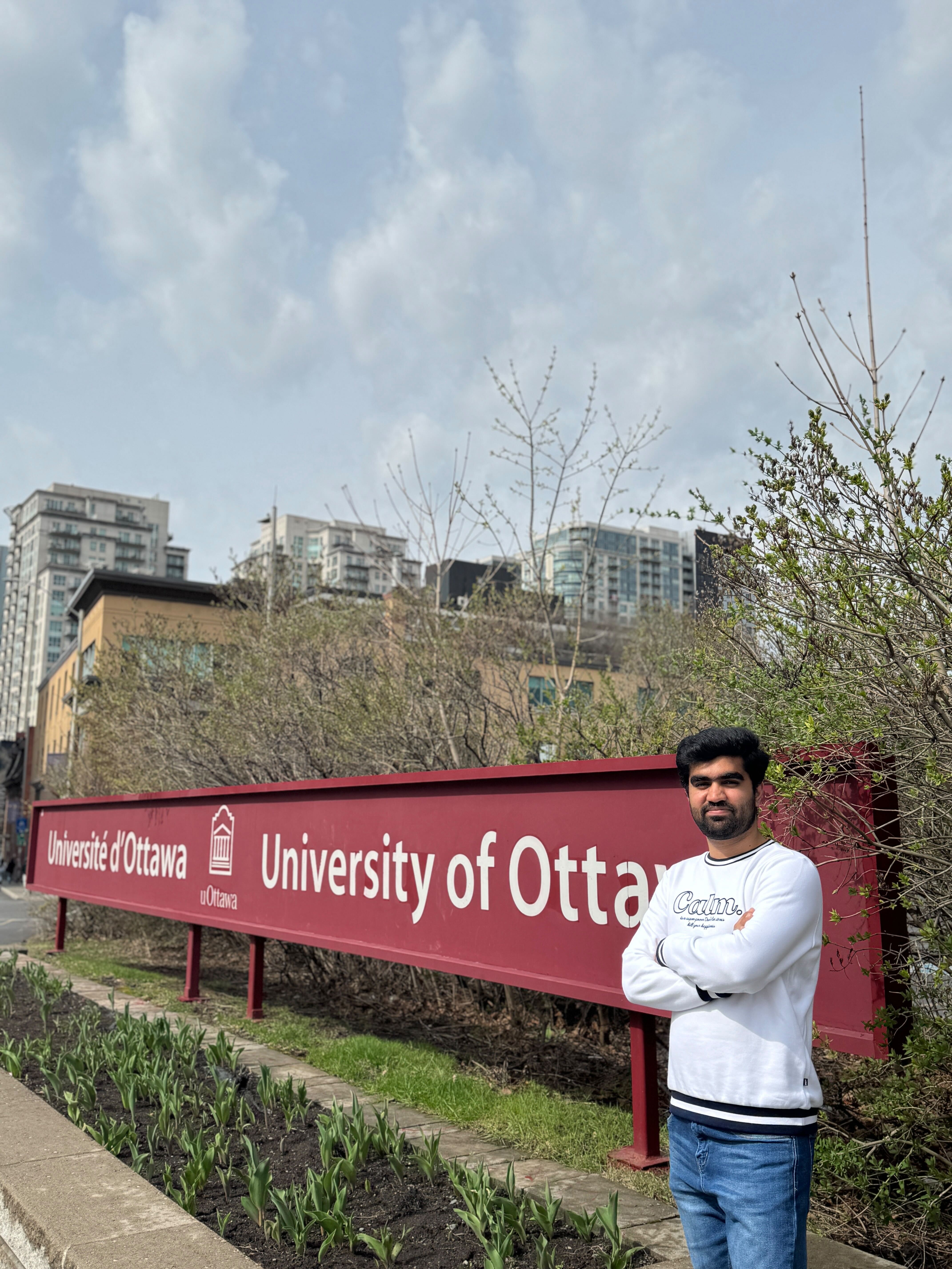 Portrait photo of Shayan Amjad